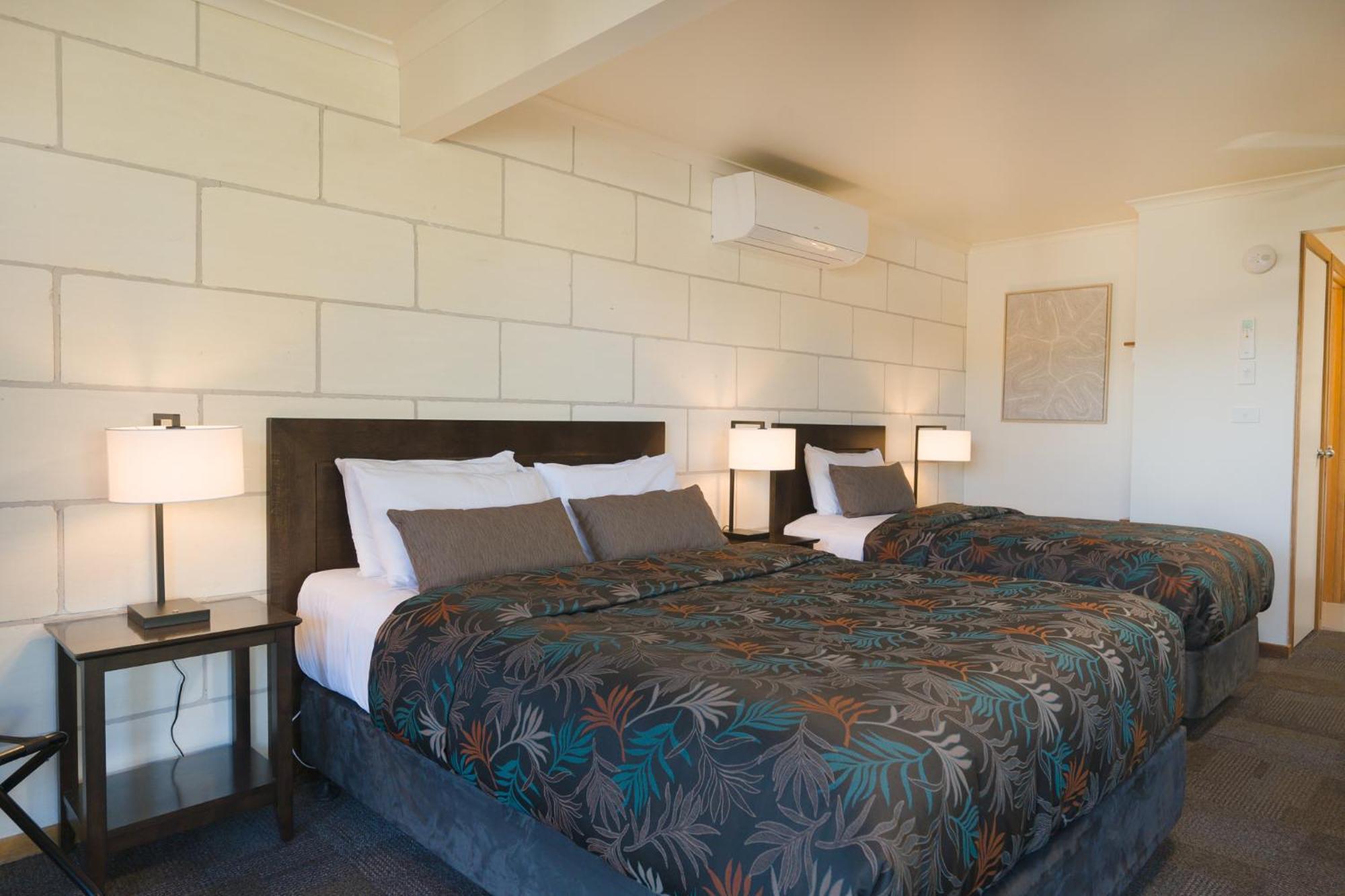 Loch Ard Motor Inn Port Campbell Extérieur photo