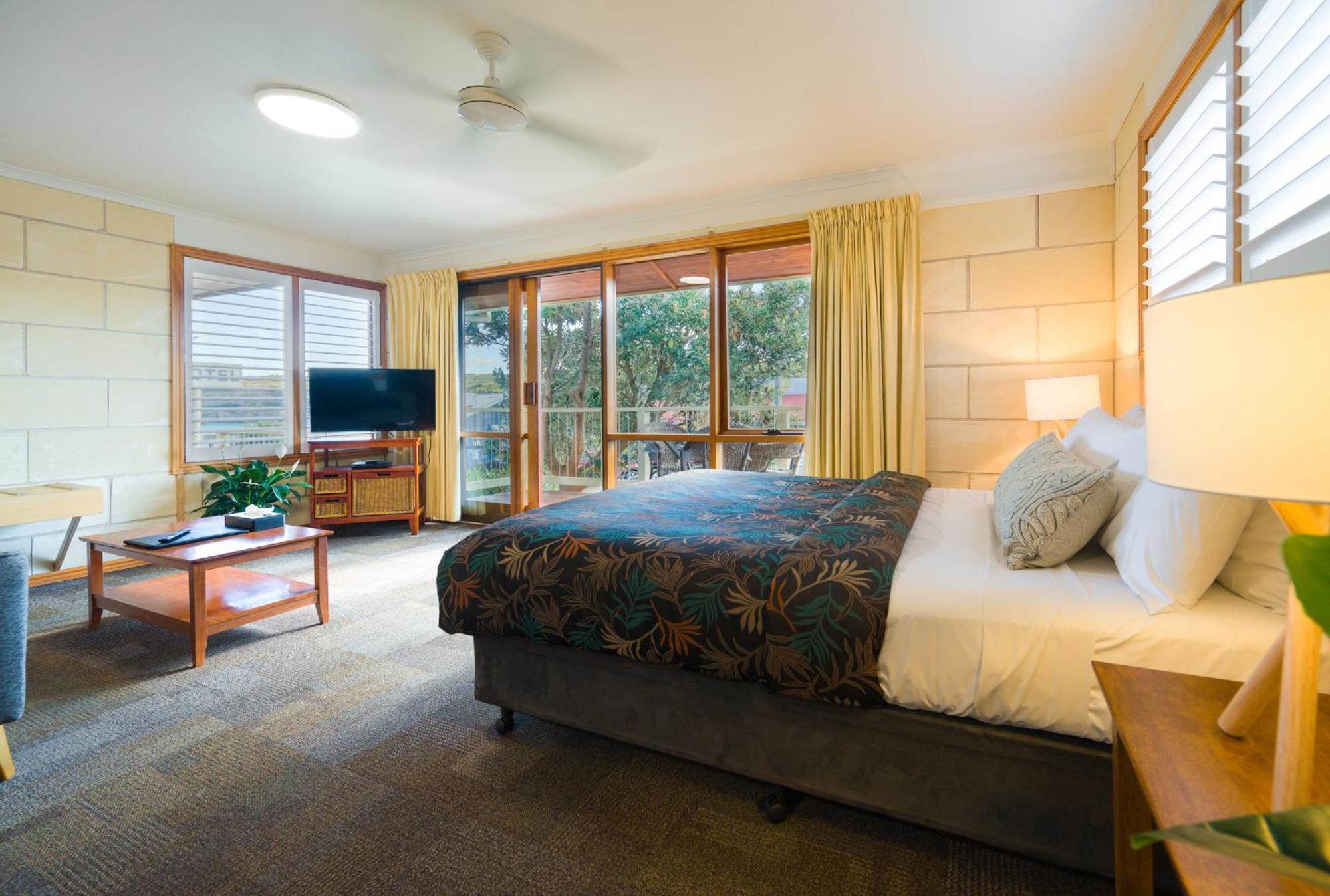 Loch Ard Motor Inn Port Campbell Extérieur photo